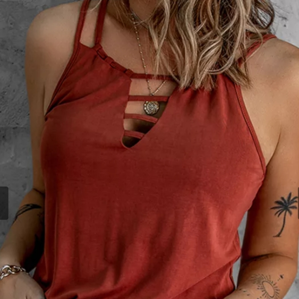 ♥️New boutique Wine red ladder tank - Picture 1 of 9